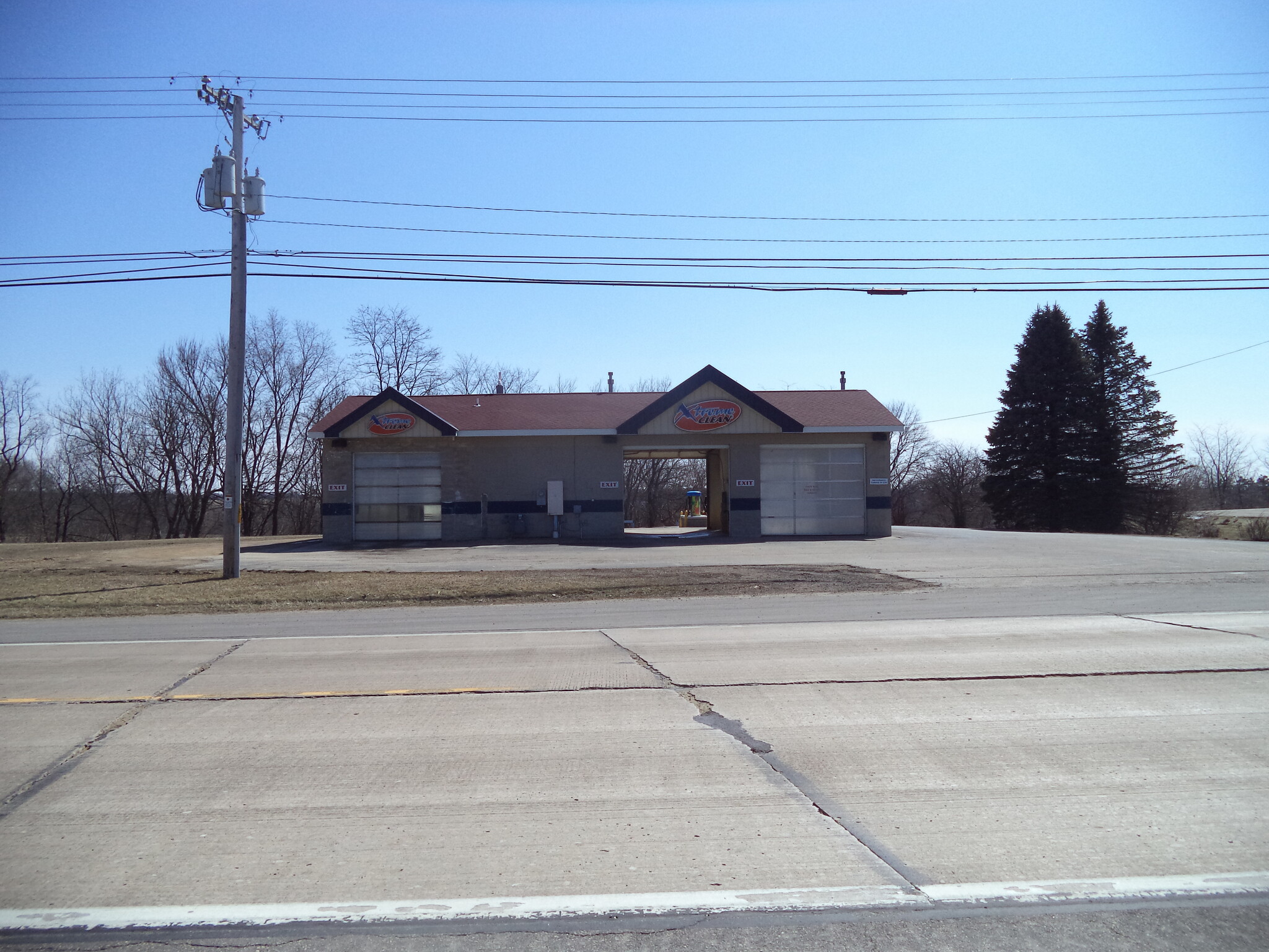 871 Dodge St, Mineral Point, WI for sale Building Photo- Image 1 of 1