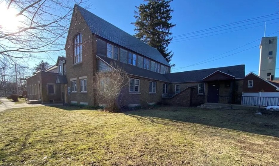 153 S 1st St, Fulton, NY for lease - Primary Photo - Image 1 of 15