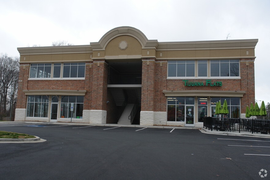 3130 Driwood Ct, Charlotte, NC for lease - Building Photo - Image 3 of 6