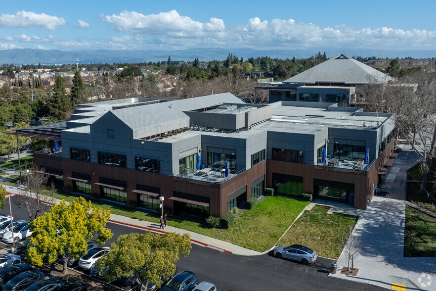 301 E Evelyn Ave, Mountain View, CA à louer - Aérien - Image 3 de 5
