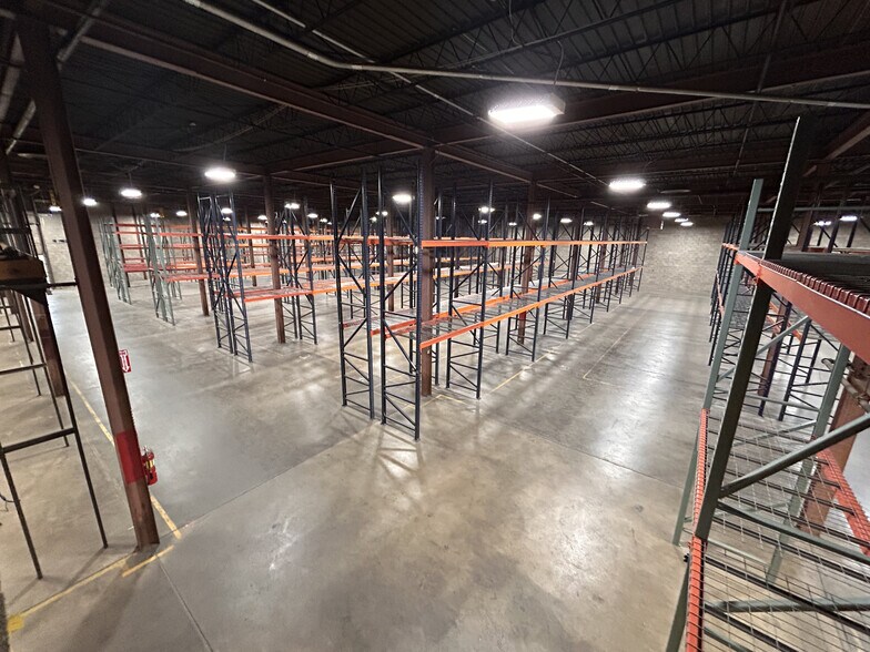 4301 Hwy 7 W, Saint Louis Park, MN for lease - Interior Photo - Image 2 of 10