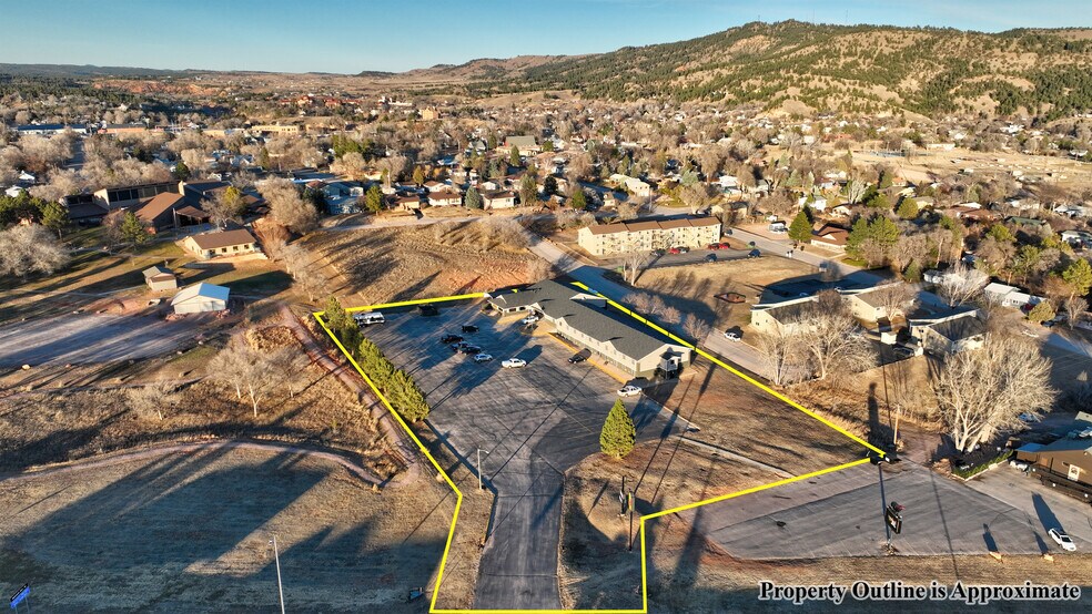 800 Mammoth St, Hot Springs, SD à vendre - Photo du bâtiment - Image 2 de 27