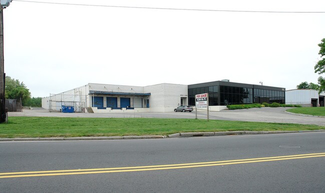 More details for 555 Cottage St, Springfield, MA - Office for Lease