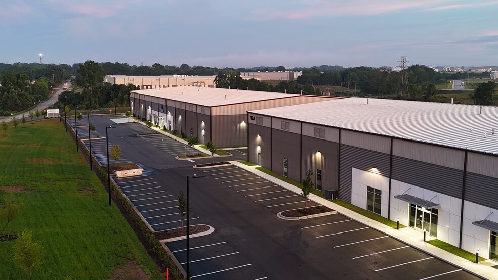 812 Antioch Church Rd, Greenville, SC for lease - Building Photo - Image 2 of 15