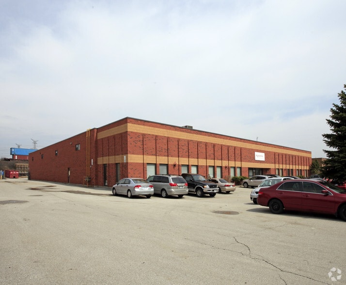 180 Vinyl Ct, Vaughan, ON for lease - Building Photo - Image 3 of 6