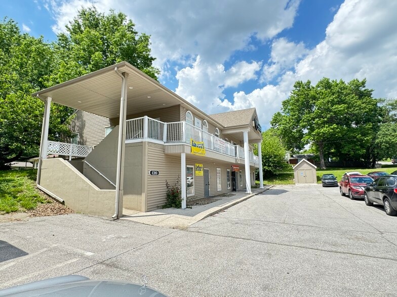 4380 N Oak Tfwy, Kansas City, MO for sale - Building Photo - Image 3 of 13