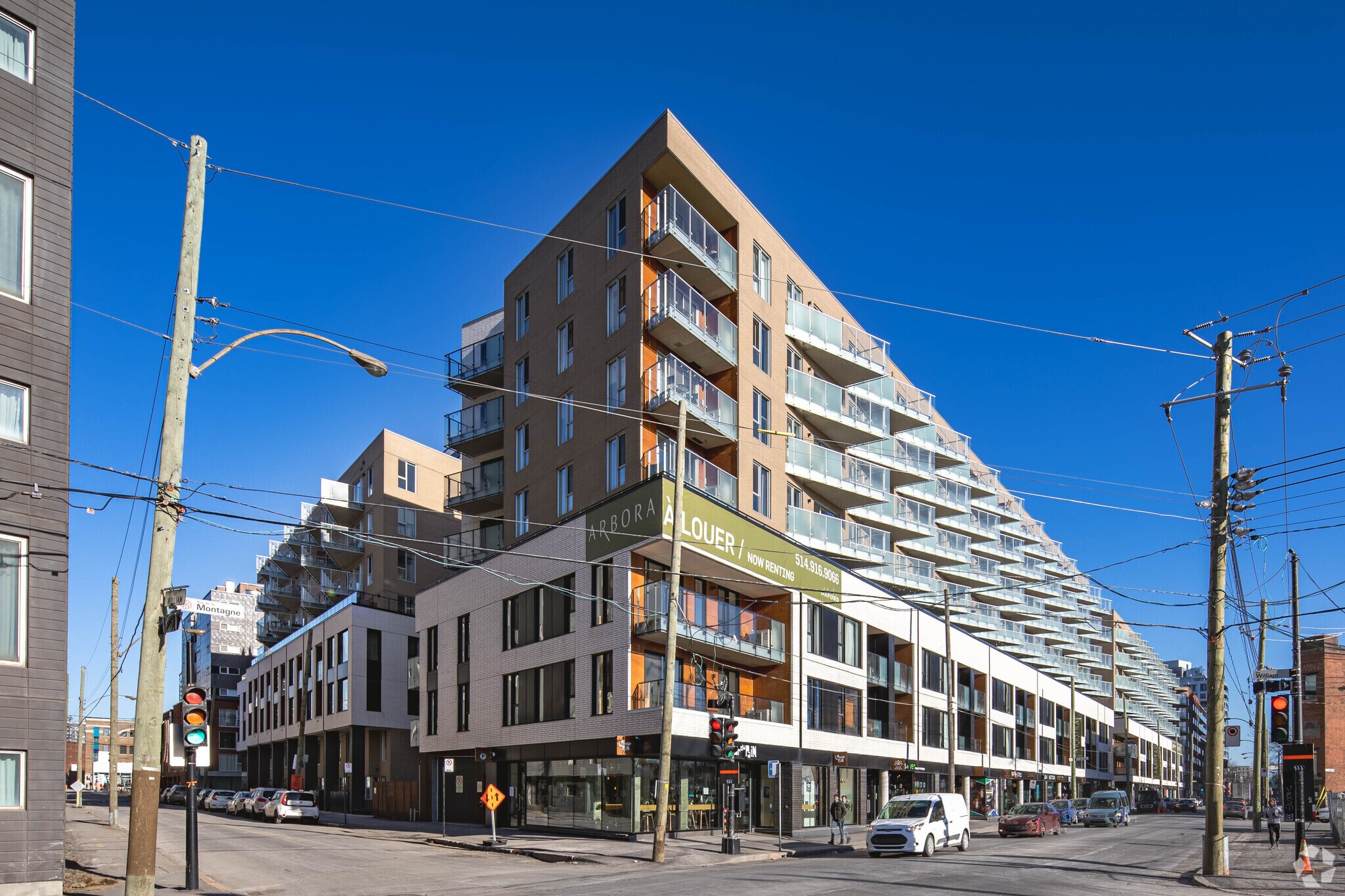 305 Rue de la Montagne, Montréal, QC for sale Primary Photo- Image 1 of 1