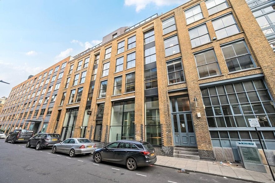 17 Willow St, Londres à vendre - Photo du bâtiment - Image 3 de 37