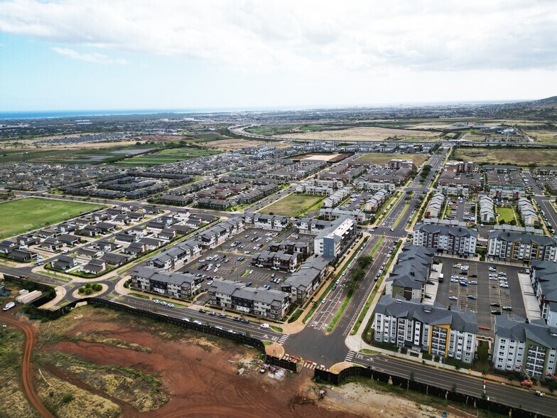 91-3575 Iwikuamoo St, Ewa Beach, HI à vendre - Photo du bâtiment - Image 3 de 5