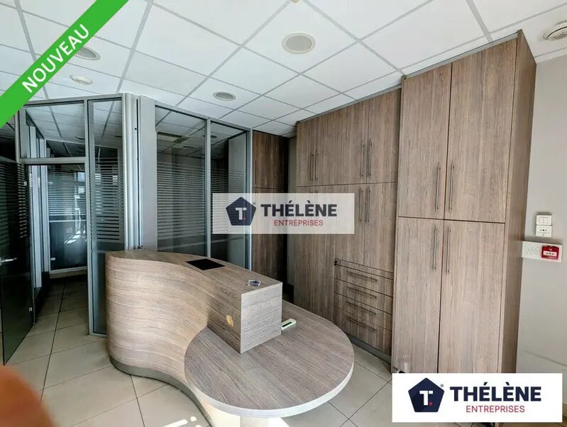 Retail in Lunel for lease Interior Photo- Image 1 of 12