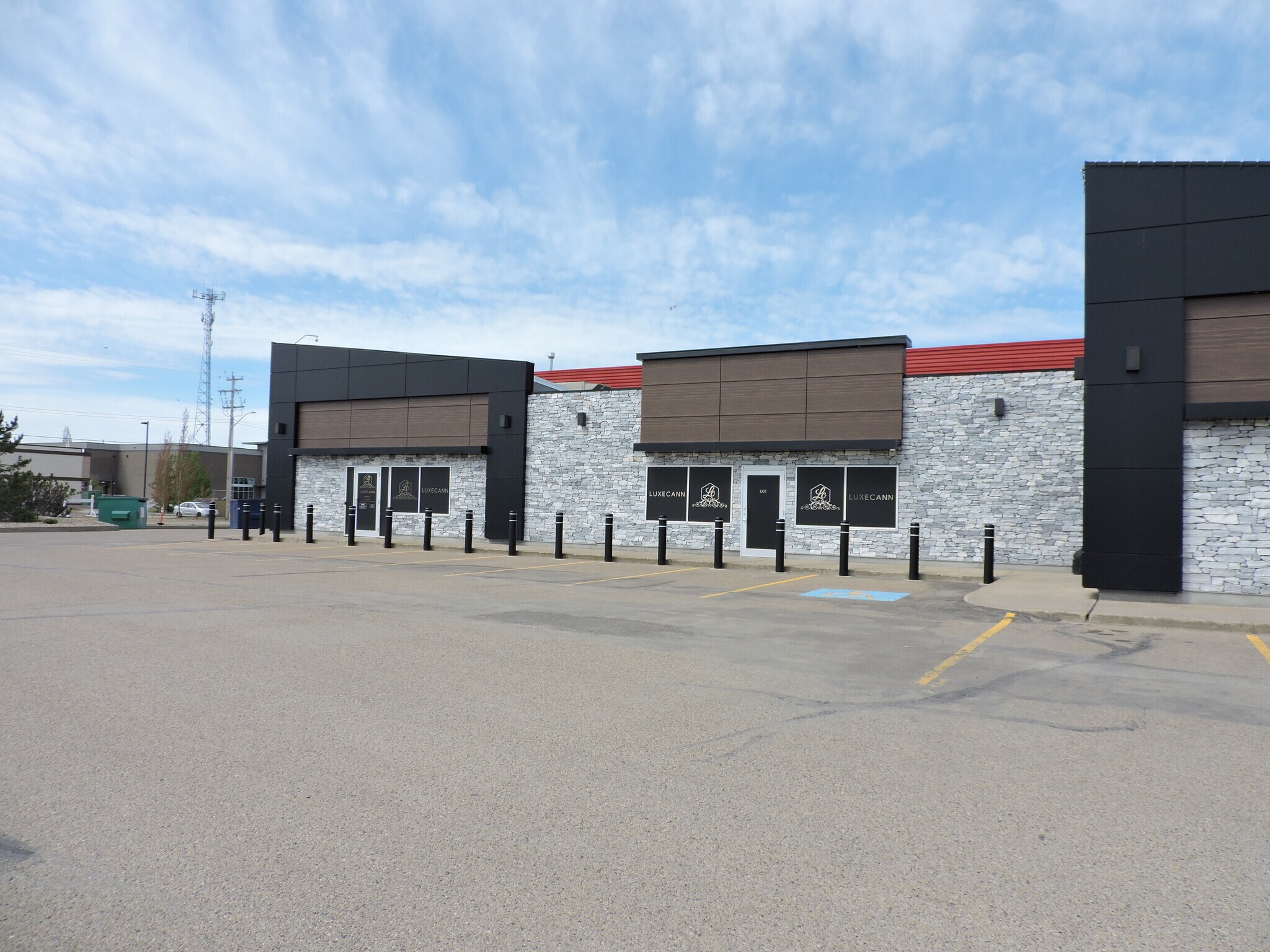 150A Leva Ave, Red Deer County, AB à vendre Photo du bâtiment- Image 1 de 1