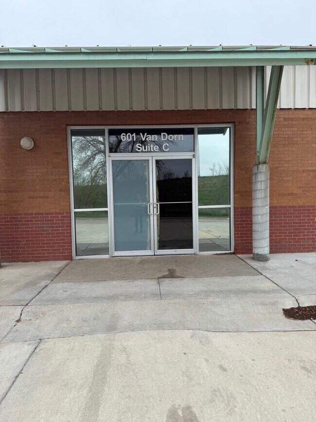 More details for 601 Van Dorn St, Lincoln, NE - Industrial for Lease
