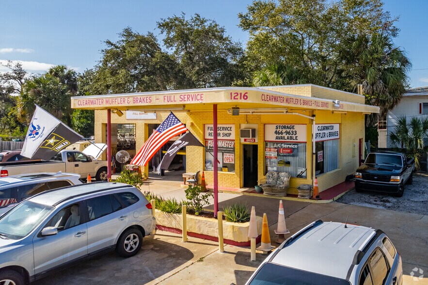 1216 N Fort Harrison Ave, Clearwater, FL à vendre - Photo du bâtiment - Image 2 de 5