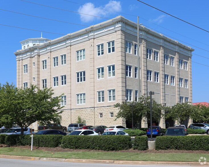 3501 Memorial Pkwy SW, Huntsville, AL à louer - Photo du bâtiment - Image 2 de 5