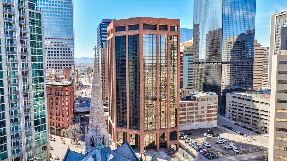 1801 Broadway, Denver, CO à louer - Photo du bâtiment - Image 3 de 15