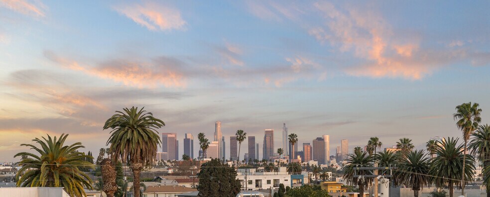 540 N Serrano Ave, Los Angeles, CA à vendre - Photo du bâtiment - Image 2 de 36