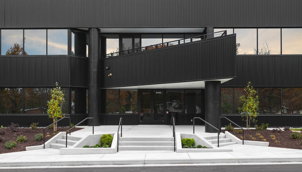 6148 Lee Hwy, Chattanooga, TN à louer - Photo du bâtiment - Image 3 de 9