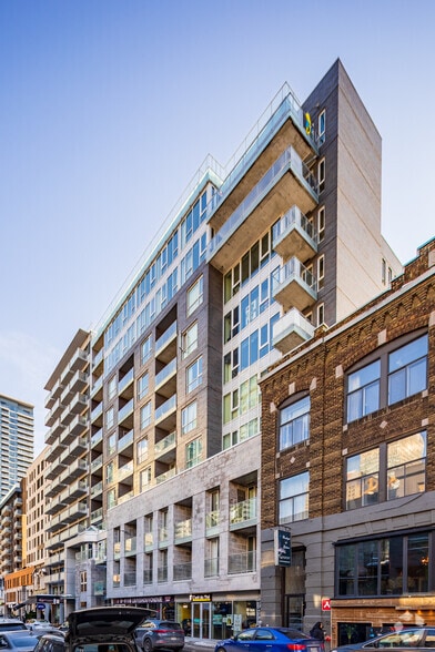 1228 Rue Crescent, Montréal, QC for lease - Building Photo - Image 2 of 7