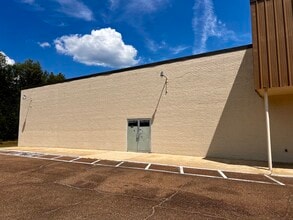 853 Highway 35 N, Forest, MS for lease Building Photo- Image 1 of 1