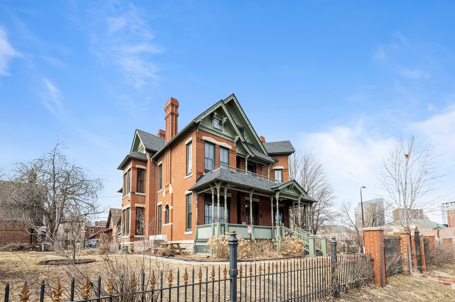 1700 3rd Ave S, Minneapolis, MN for sale - Building Photo - Image 1 of 23