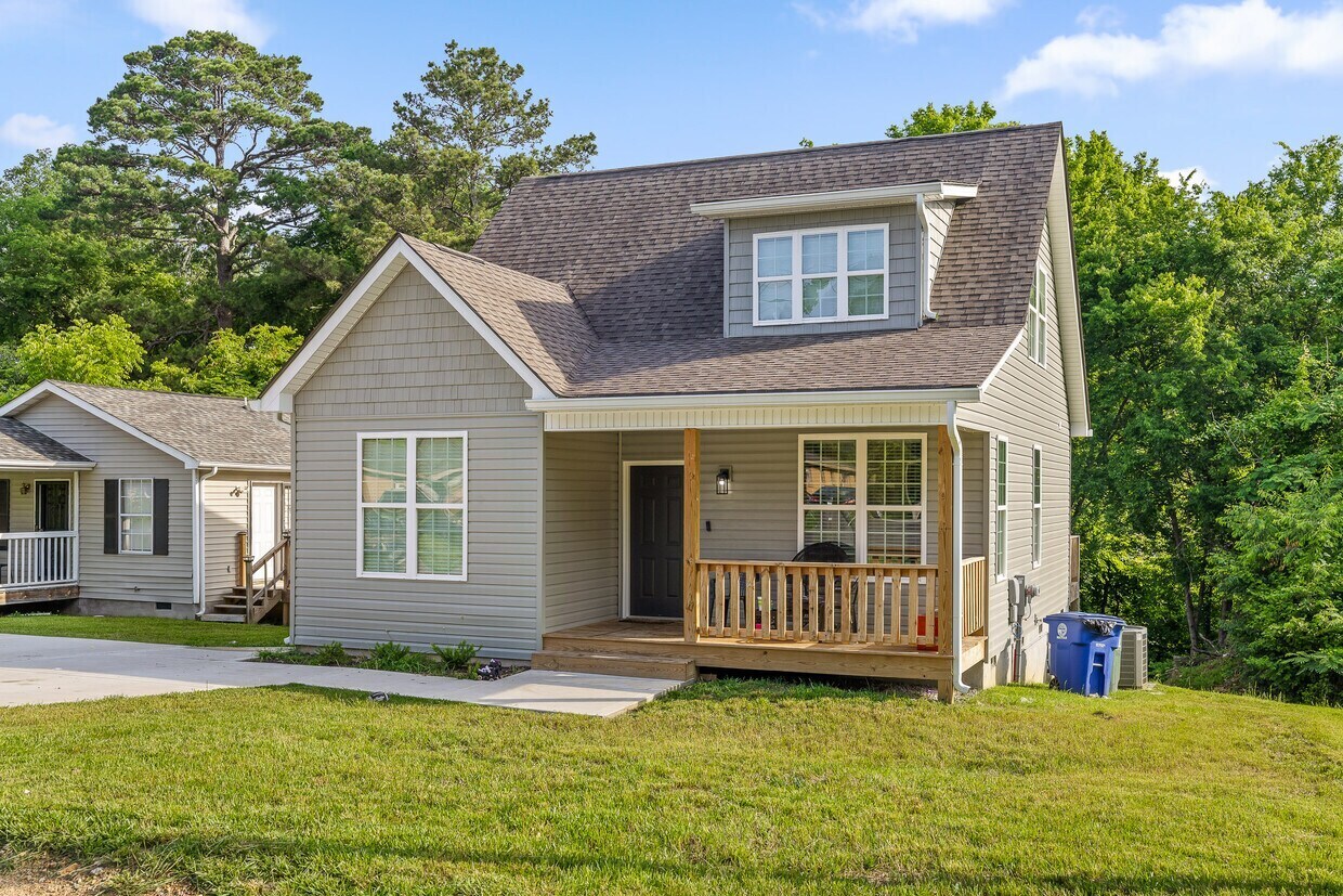 6215 Walden Ave, Chattanooga, TN à vendre Photo principale- Image 1 de 7