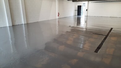 Spring Road Industrial Estate Lanesfield Drive, Wolverhampton for lease Interior Photo- Image 1 of 9