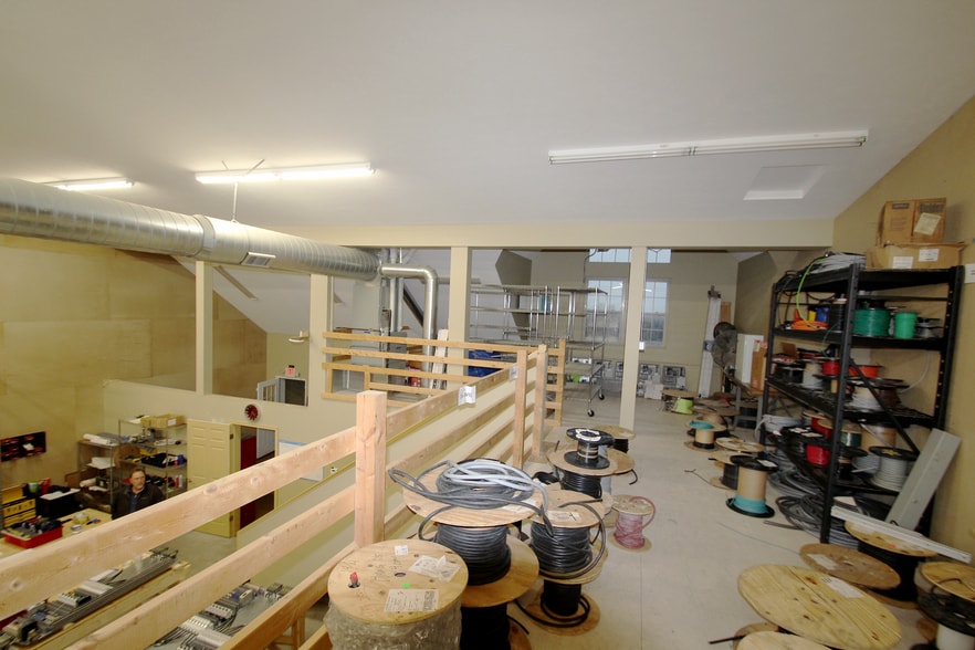 8691 Wadsworth Rd, Wadsworth, OH for lease - Interior Photo - Image 3 of 14