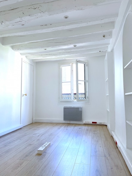 18 Rue De Penthièvre, Paris for lease - Building Photo - Image 3 of 7