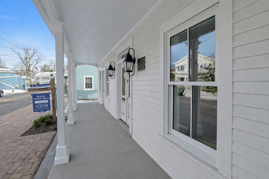 77 Main St, Tappan, NY à louer - Photo du bâtiment - Image 2 de 35