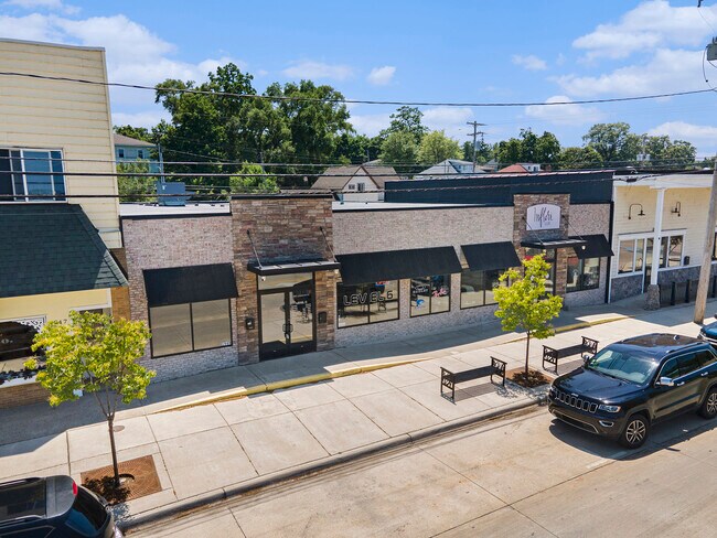 More details for 1953 Lakeshore Dr, Muskegon, MI - Retail for Lease