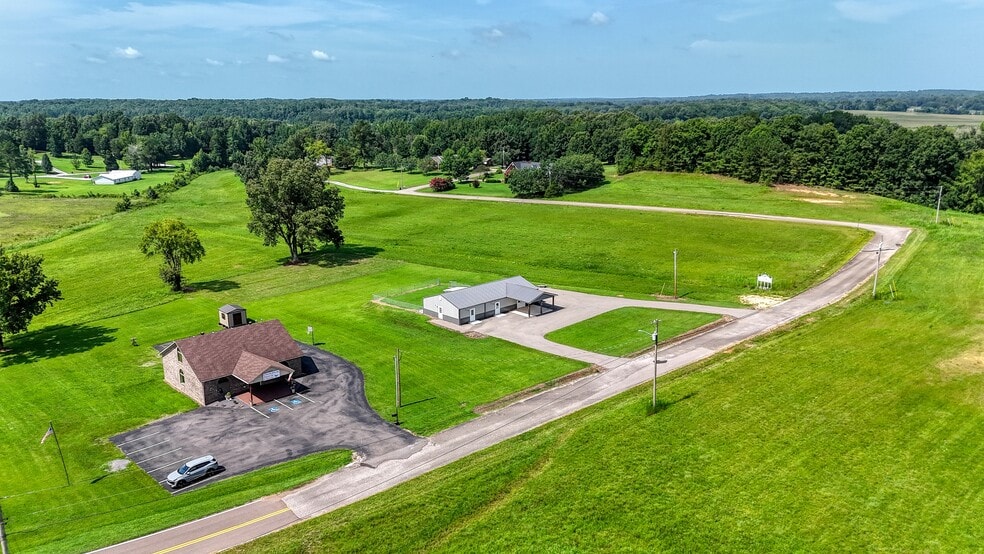 63 Wallace Ln, Yuma, TN for sale - Building Photo - Image 3 of 27
