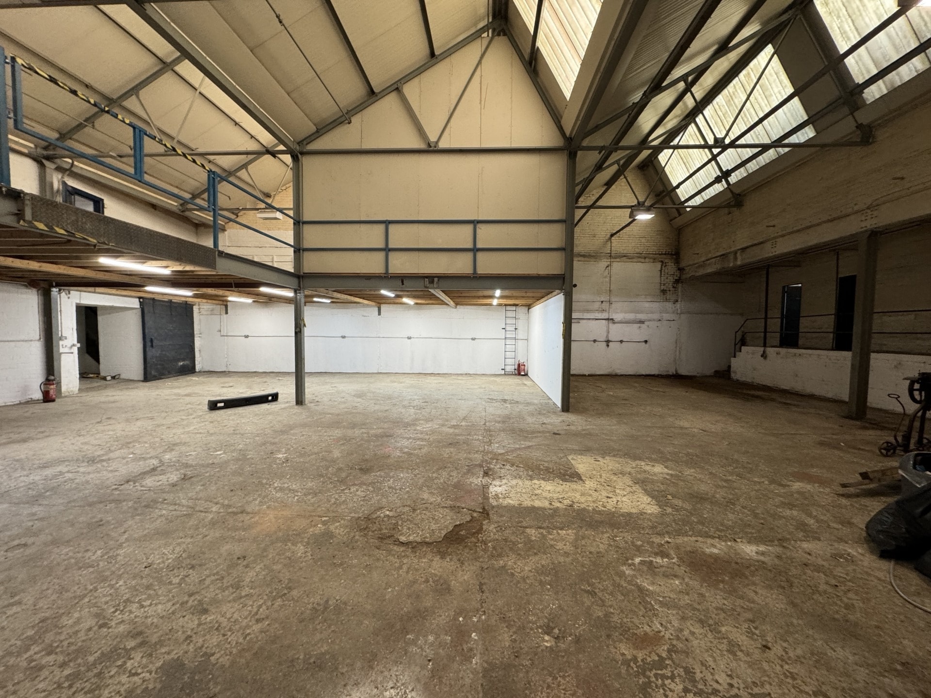 12A West Parade, Halifax for lease Interior Photo- Image 1 of 4