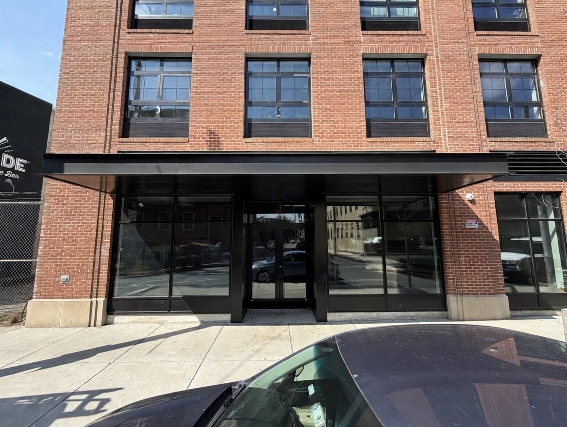 1122 Frankford Ave, Philadelphia, PA à louer Photo intérieure- Image 1 de 3