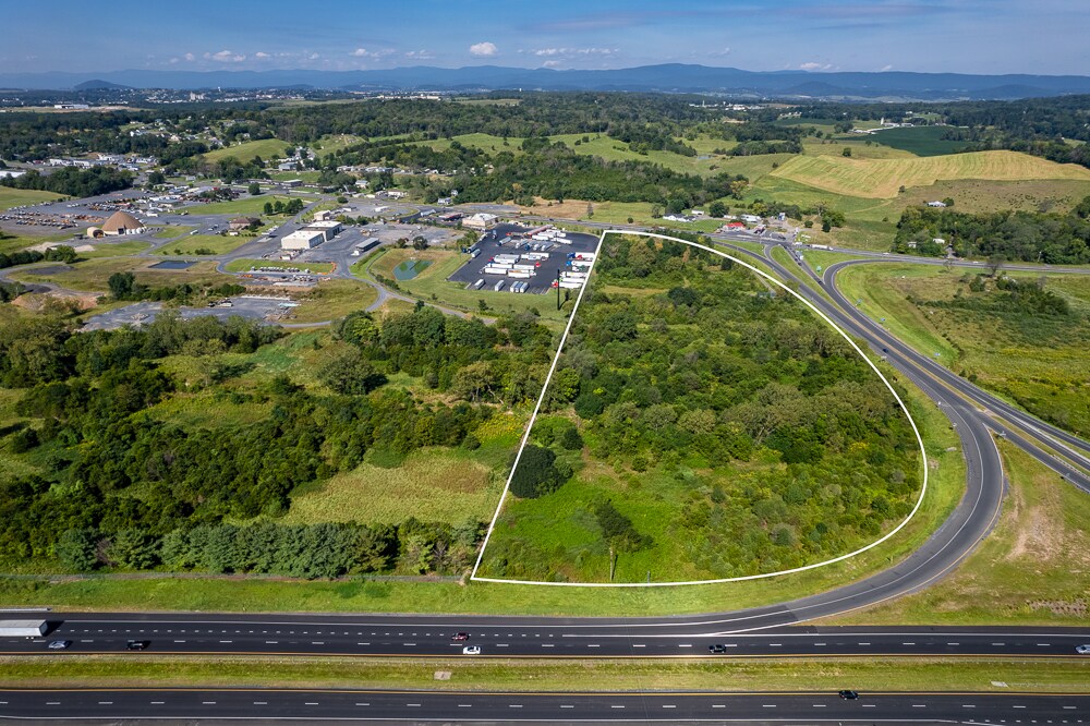3772 North Valley Pike, Harrisonburg, VA à vendre Photo du bâtiment- Image 1 de 7