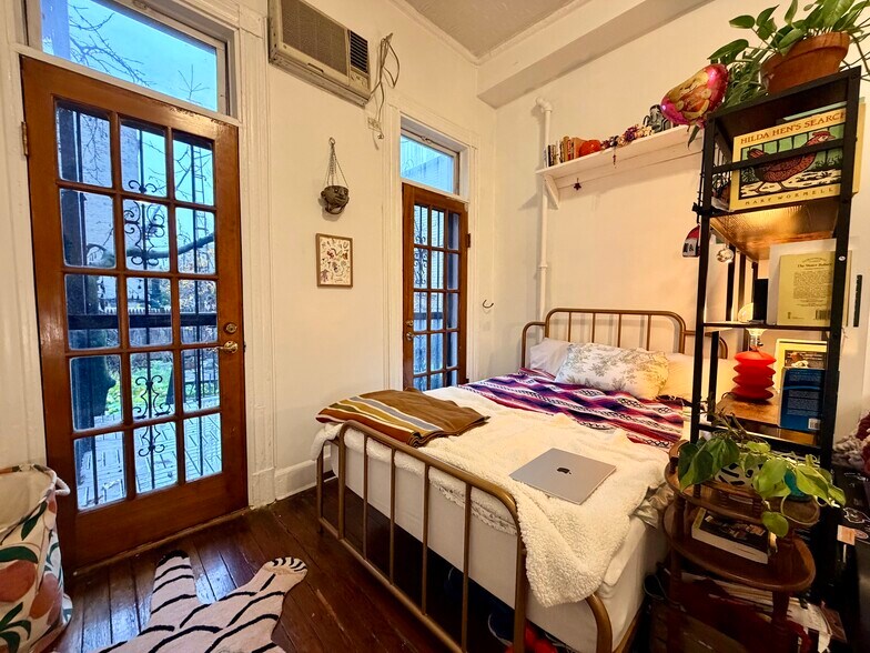 197 Nassau Ave, Brooklyn, NY à vendre - Photo du bâtiment - Image 3 de 21