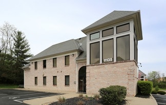 Plus de détails pour 11135 Montgomery Rd, Cincinnati, OH - Bureau à vendre