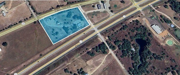 900 E South Hwy 543, West Point, TX à vendre Photo du bâtiment- Image 1 de 2