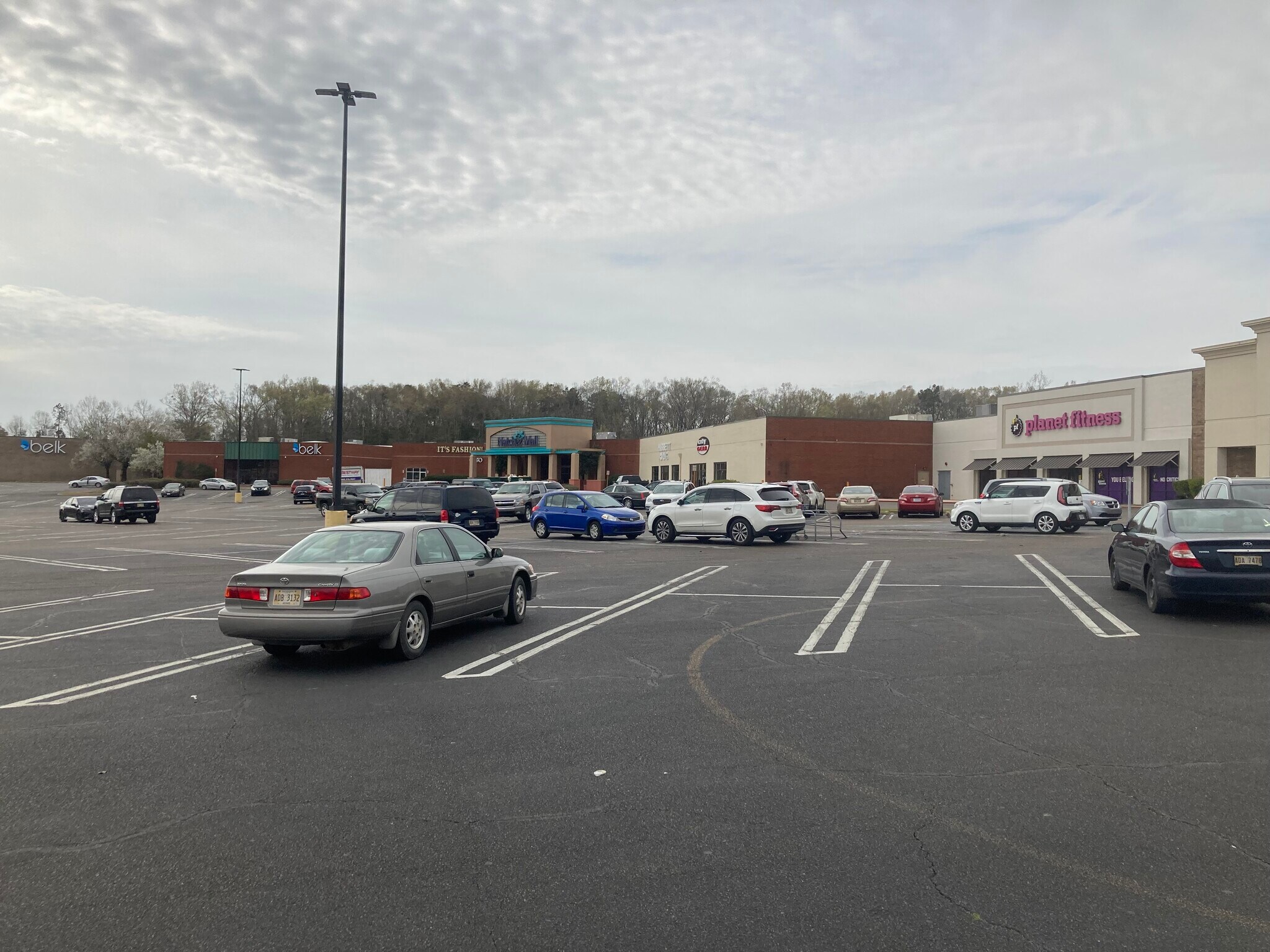 350 John R Junkin Dr, Natchez, MS à louer Photo du bâtiment- Image 1 de 11