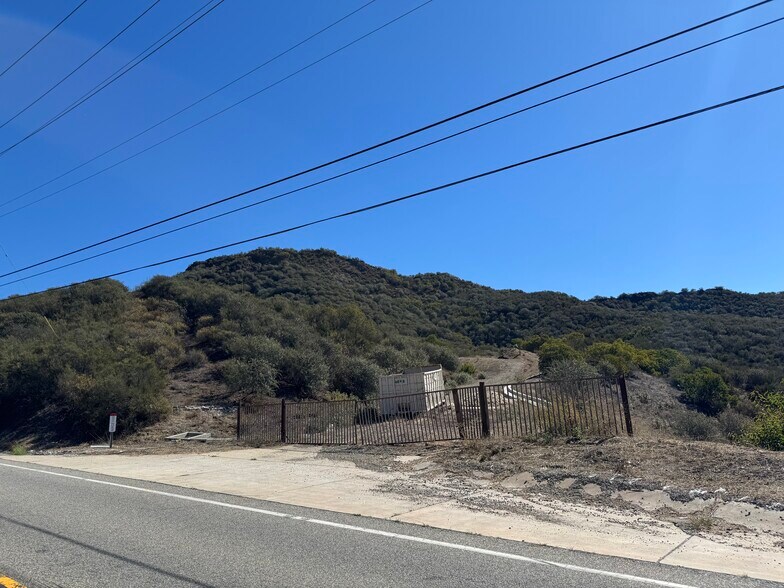 25858 Mulholland hwy, Calabasas, CA à vendre - Photo du bâtiment - Image 3 de 15