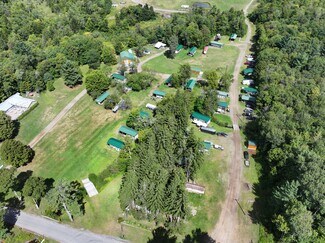 Plus de détails pour 1131 Comins Rd, Redfield, NY - Spécialité à vendre