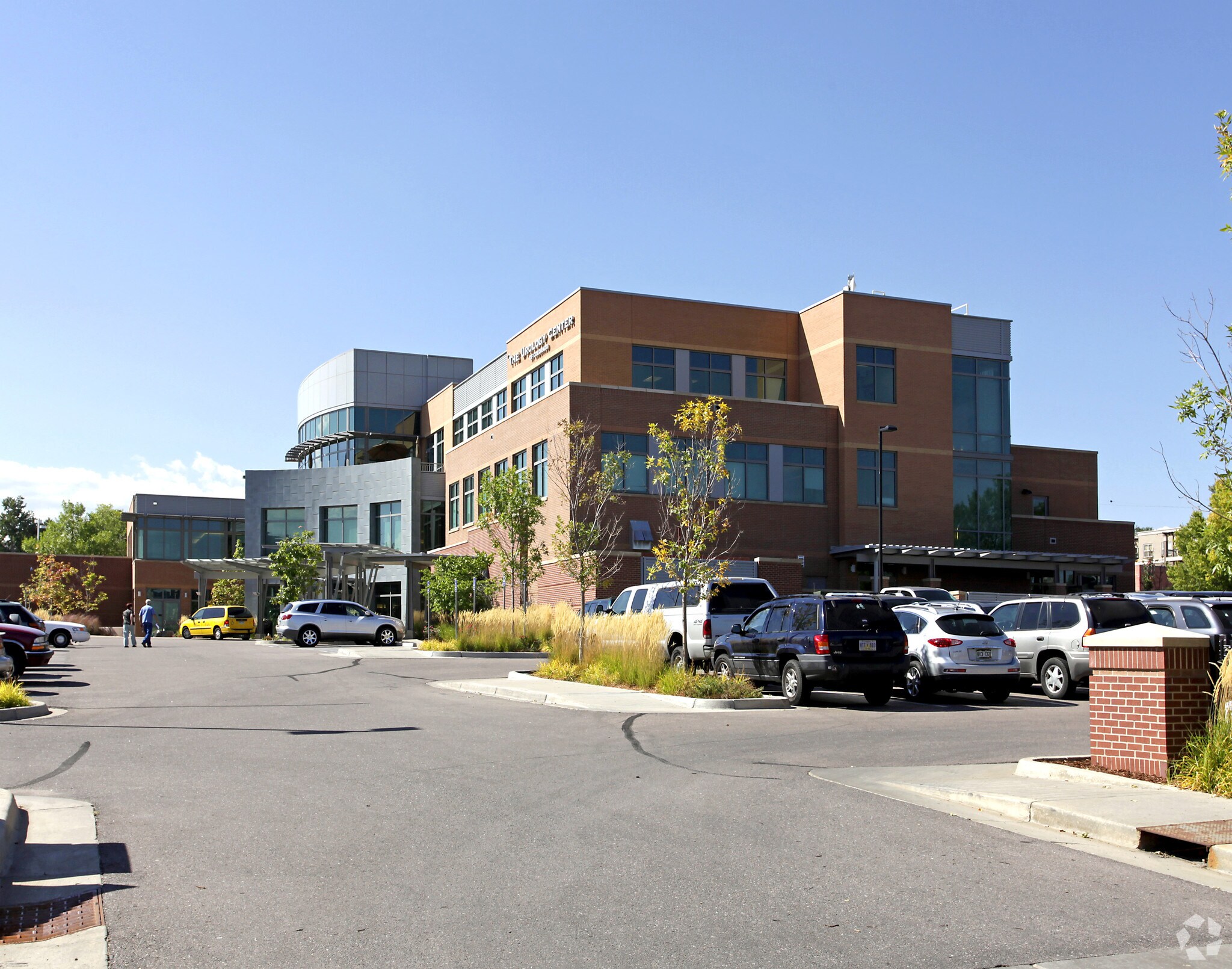 2777 Mile High Stadium Cir, Denver, CO for sale Primary Photo- Image 1 of 1
