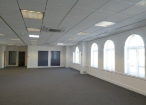 81-83 Victoria Rd, Surbiton for lease - Interior Photo - Image 2 of 32