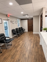 2506 Acorn St, Fort Pierce, FL for lease Interior Photo- Image 2 of 10