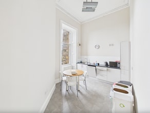 22 Drumsheugh Gdns, Edinburgh for lease Interior Photo- Image 2 of 7