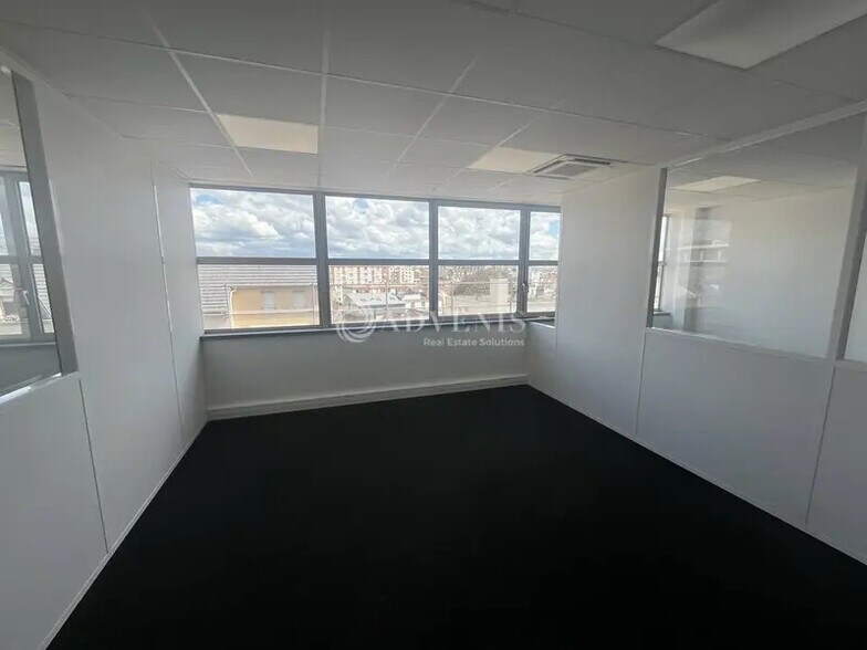 Bureau dans Alfortville à louer - Photo intérieure - Image 2 de 10