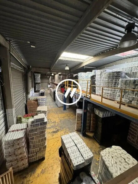 Flex in Sarcelles for sale - Building Photo - Image 1 of 14