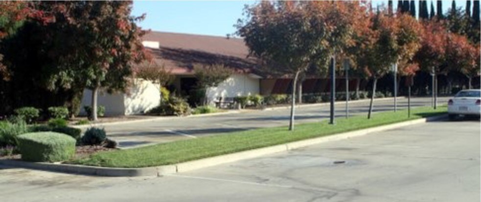 2777 N Highway 59, Merced, CA à vendre - Photo du bâtiment - Image 2 de 11