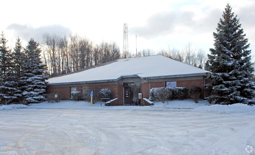 1848 State Route 59, Kent, OH à louer - Photo du bâtiment - Image 2 de 25