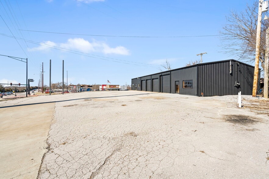 203 South St, Ozark, MO for sale - Building Photo - Image 2 of 20