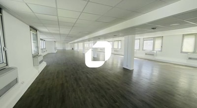 Office in Évry-Courcouronnes for lease Interior Photo- Image 1 of 6